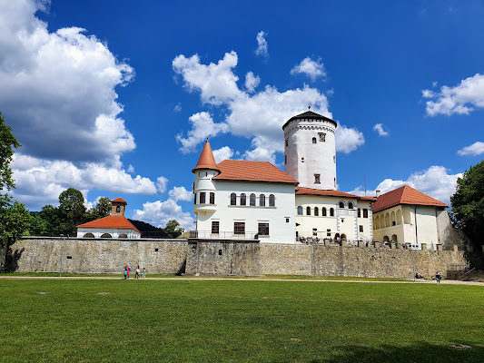Budatín castle