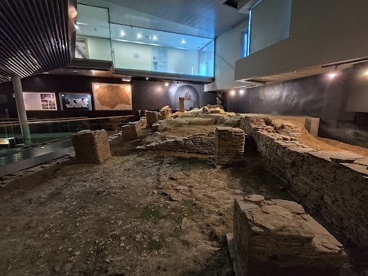 Domus Mitreo