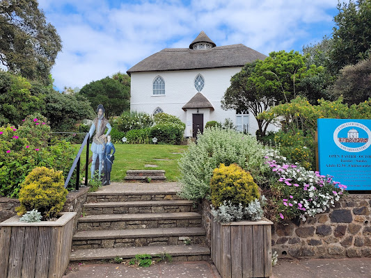 Fairlynch Museum & Arts Centre