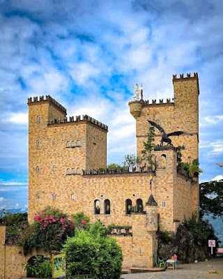 Lamas Castle