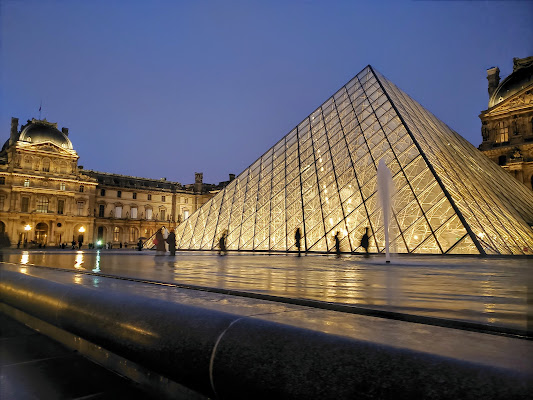 Louvre Museum