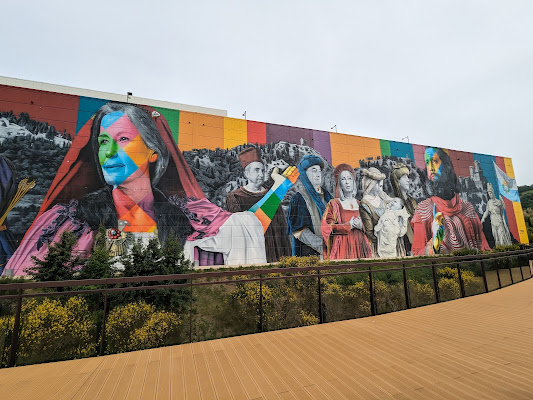 Murales by Kobra