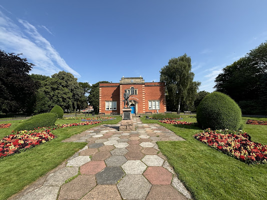Nuneaton Museum & Art Gallery