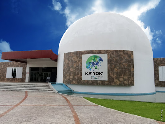 Planetario De CancĂșn KaÂŽYokÂŽ