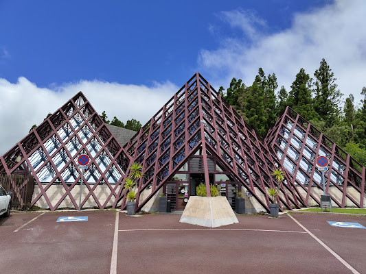 Volcano House